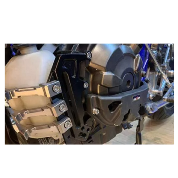 yamaha_mt09_prostateutika_kapakia_kinitira.3png